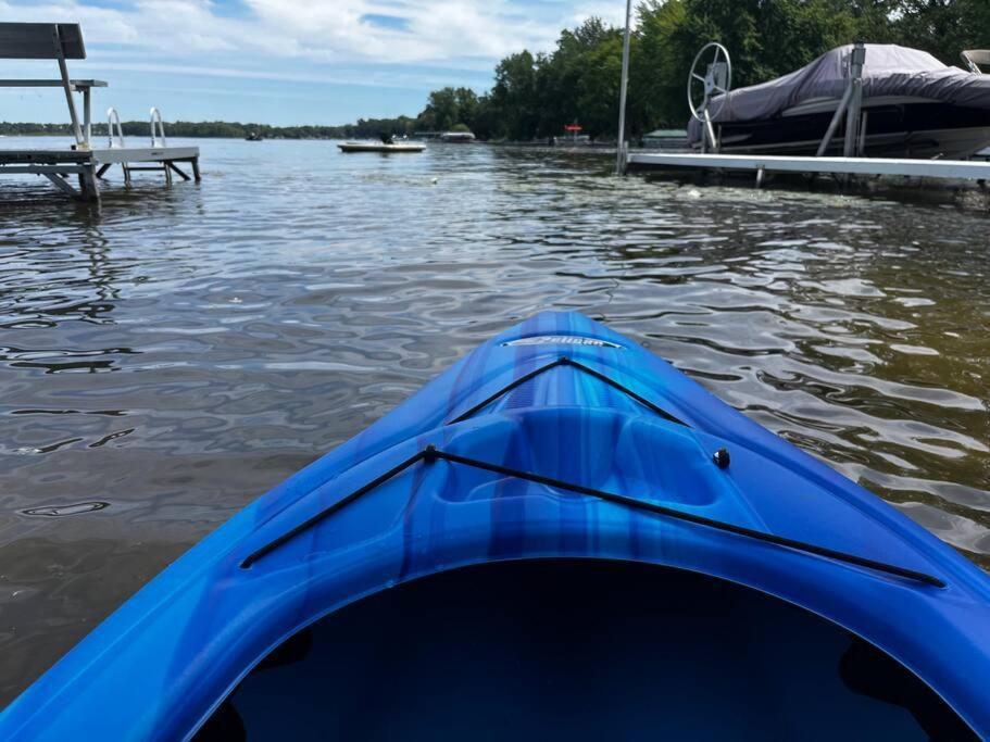 Вилла Lakeside Matteson Lakeside Stargazer With A Dock And Swim Area Colon Экстерьер фото